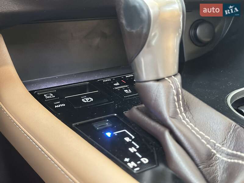 Внедорожник / Кроссовер Lexus RX 2017 в Киеве