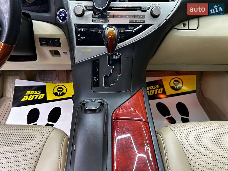 Позашляховик / Кросовер Lexus RX 2011 в Чернівцях