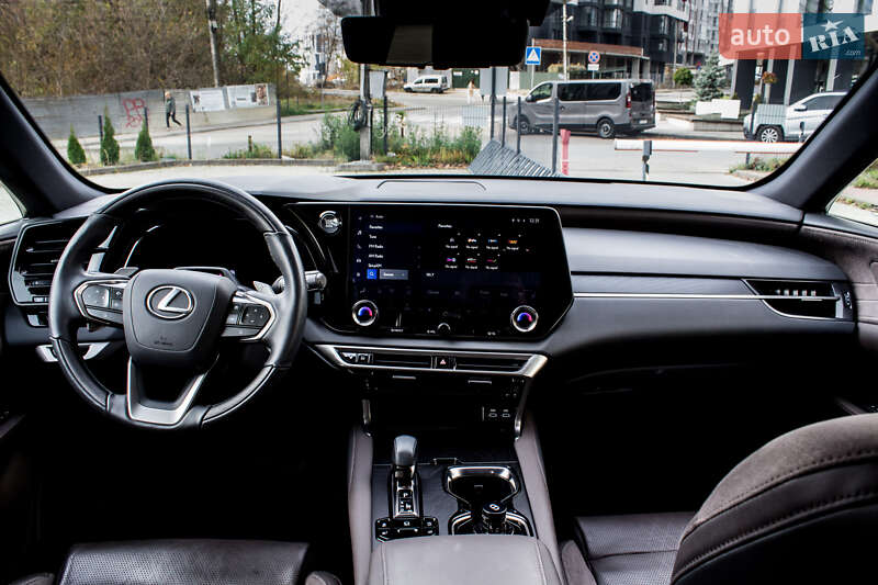 Позашляховик / Кросовер Lexus RX 2023 в Львові