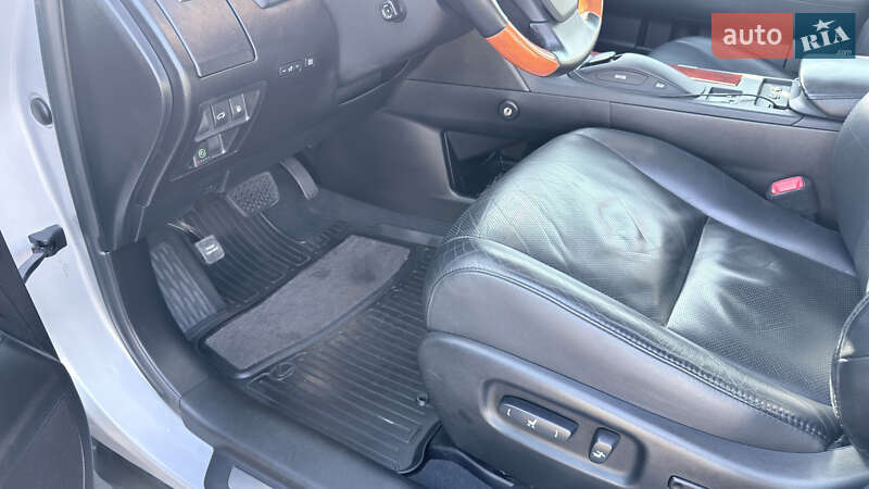 Внедорожник / Кроссовер Lexus RX 2010 в Киеве фото 20 Внедорожник / Кроссовер Lexus RX 2010 в Киеве