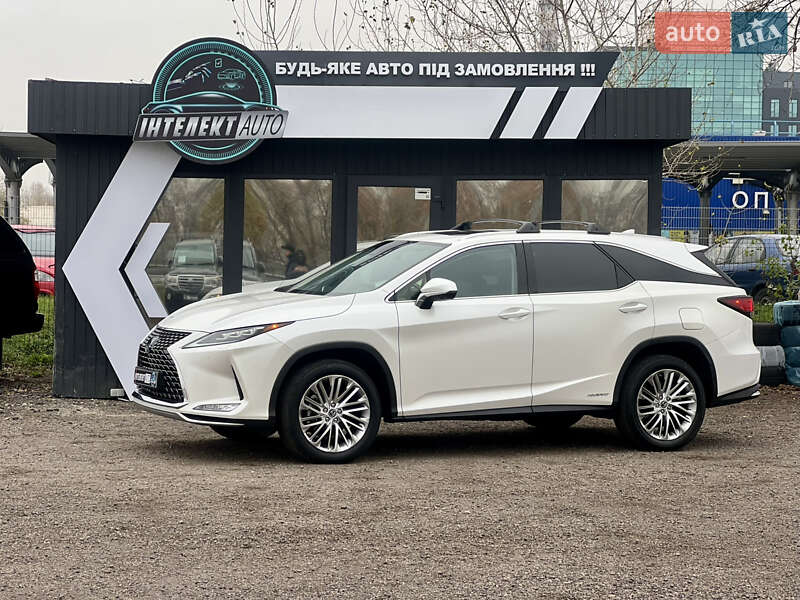 Lexus RX 2019