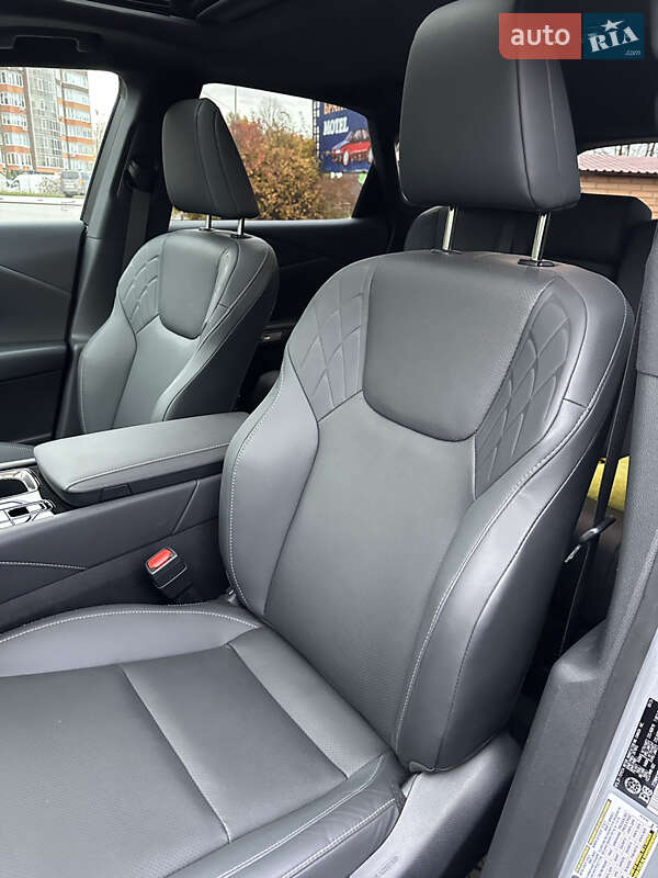 Позашляховик / Кросовер Lexus RX 2024 в Тернополі фото 29 Позашляховик / Кросовер Lexus RX 2024 в Тернополі