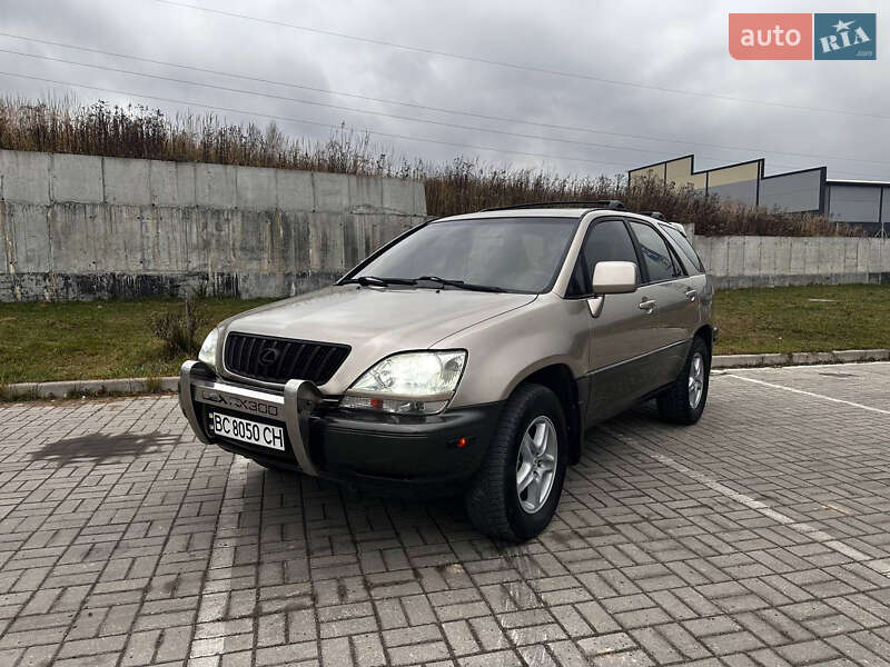 Внедорожник / Кроссовер Lexus RX 2001 в Львове
