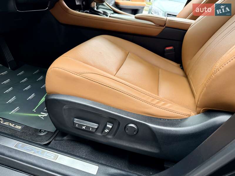 Позашляховик / Кросовер Lexus RX 2021 в Києві