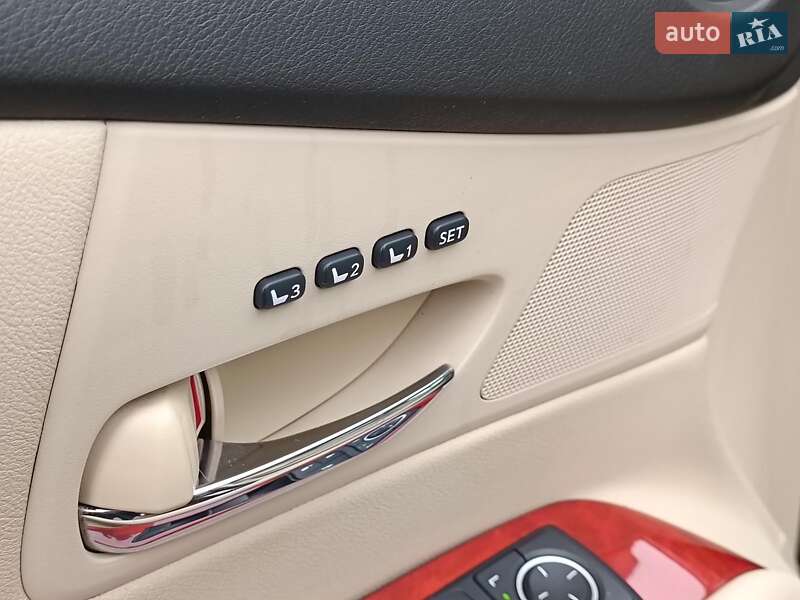 Позашляховик / Кросовер Lexus RX 2010 в Харкові