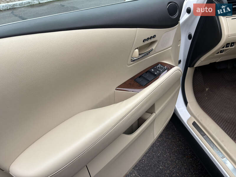 Внедорожник / Кроссовер Lexus RX 2013 в Белой Церкви фото 11 Внедорожник / Кроссовер Lexus RX 2013 в Белой Церкви