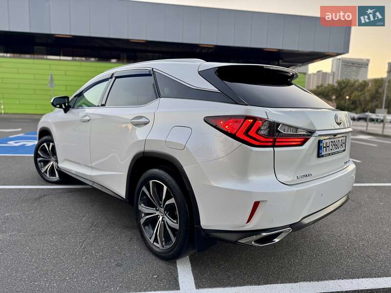 Позашляховик / Кросовер Lexus RX 2016 в Києві