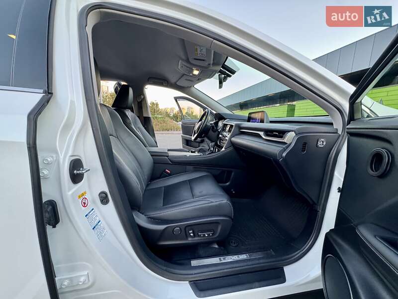 Позашляховик / Кросовер Lexus RX 2016 в Києві