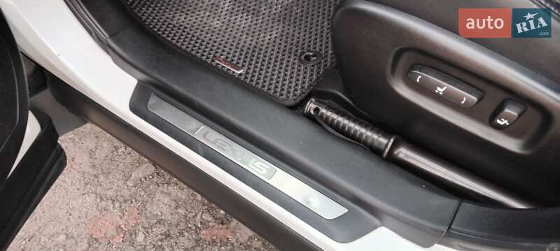 Внедорожник / Кроссовер Lexus RX 2011 в Броварах