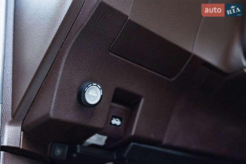 Внедорожник / Кроссовер Lexus RX 2020 в Кривом Роге