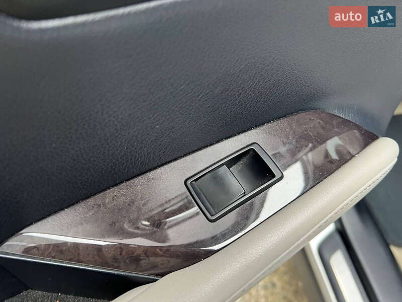 Позашляховик / Кросовер Lexus RX 2012 в Львові