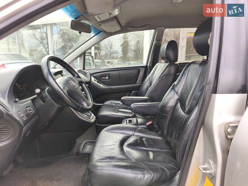 Внедорожник / Кроссовер Lexus RX 2002 в Днепре