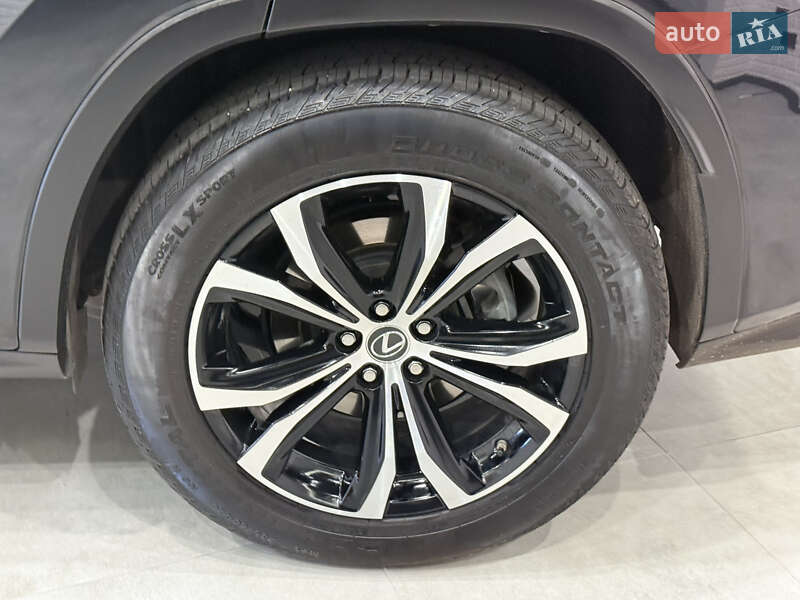 Внедорожник / Кроссовер Lexus RX 2018 в Одессе