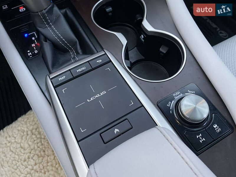 Позашляховик / Кросовер Lexus RX 2020 в Чернівцях