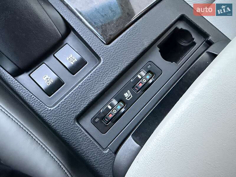 Позашляховик / Кросовер Lexus RX 2015 в Дніпрі