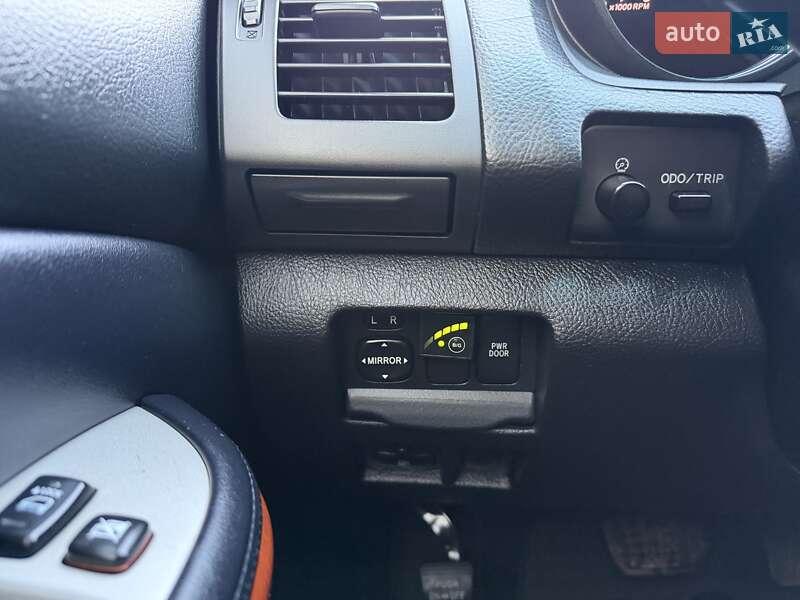 Внедорожник / Кроссовер Lexus RX 2008 в Днепре