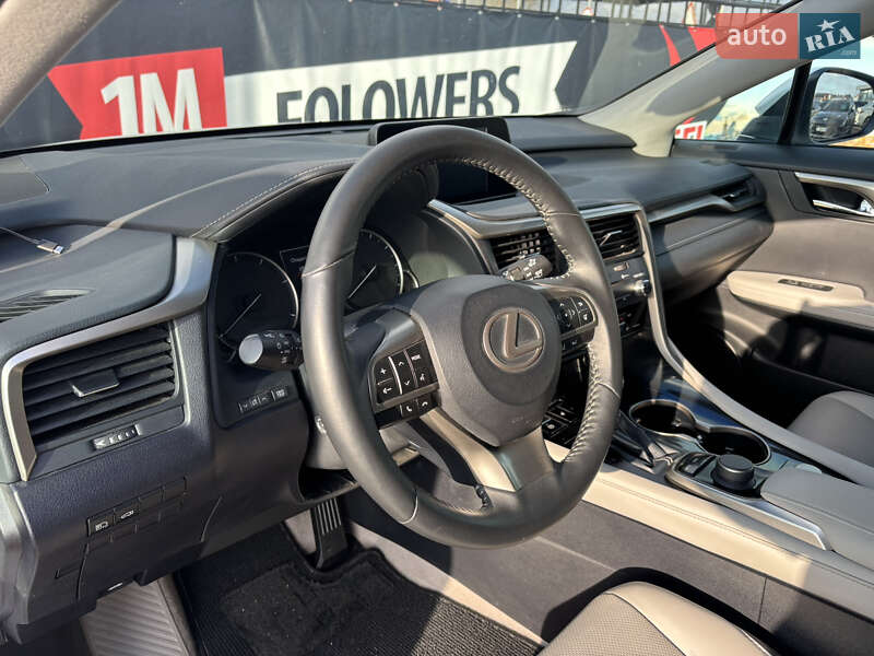 Внедорожник / Кроссовер Lexus RX 2018 в Киеве