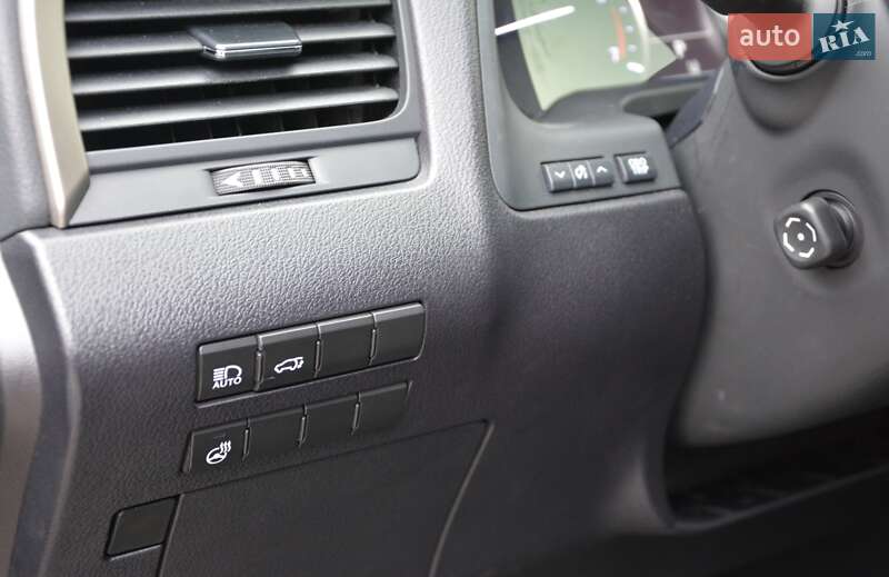 Внедорожник / Кроссовер Lexus RX 2018 в Киеве фото 27 Внедорожник / Кроссовер Lexus RX 2018 в Киеве