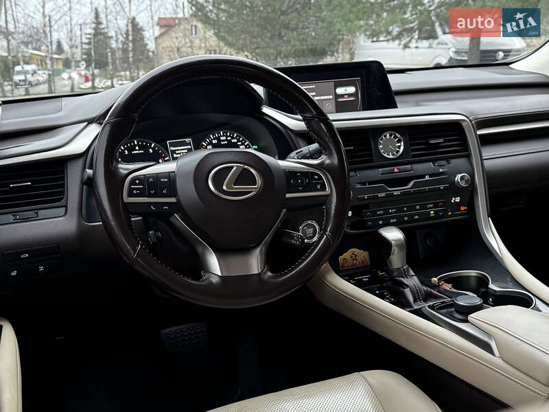 Позашляховик / Кросовер Lexus RX 2016 в Трускавці