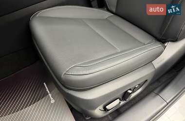 Внедорожник / Кроссовер Lexus RX 2023 в Киеве