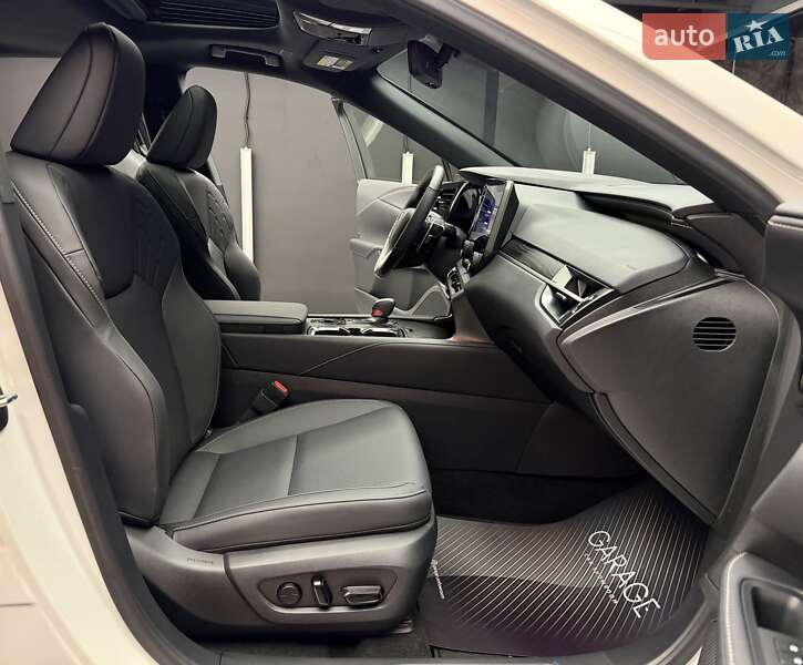 Внедорожник / Кроссовер Lexus RX 2023 в Киеве