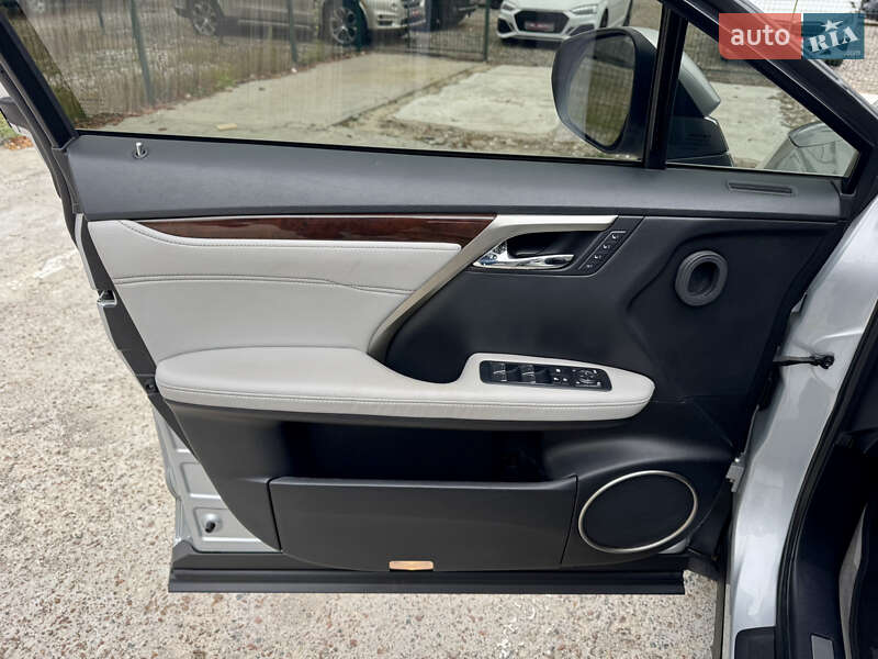 Внедорожник / Кроссовер Lexus RX 2017 в Киеве