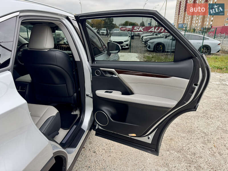 Внедорожник / Кроссовер Lexus RX 2017 в Киеве