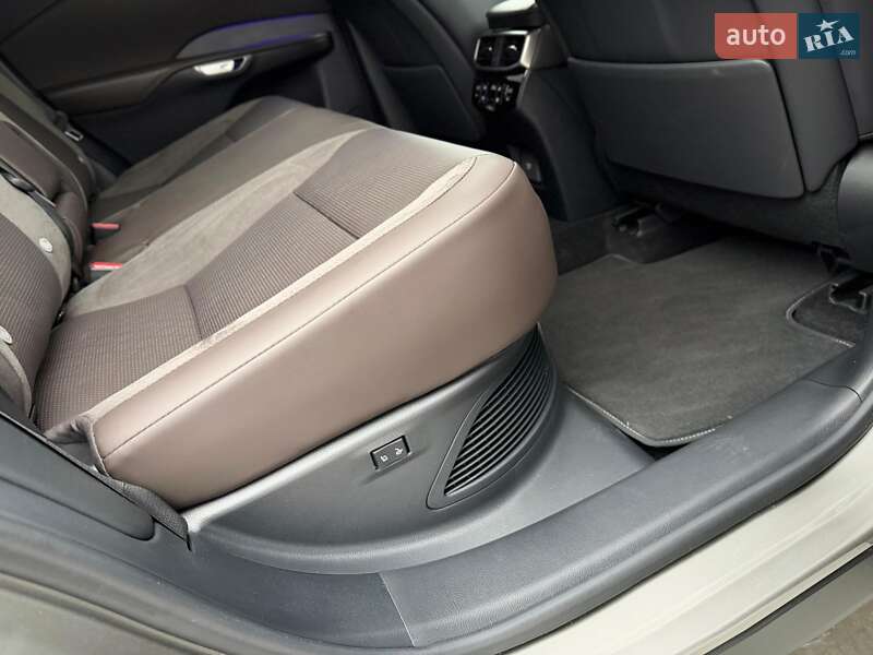 Внедорожник / Кроссовер Lexus RX 2024 в Киеве