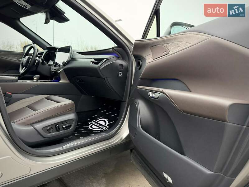 Внедорожник / Кроссовер Lexus RX 2024 в Киеве