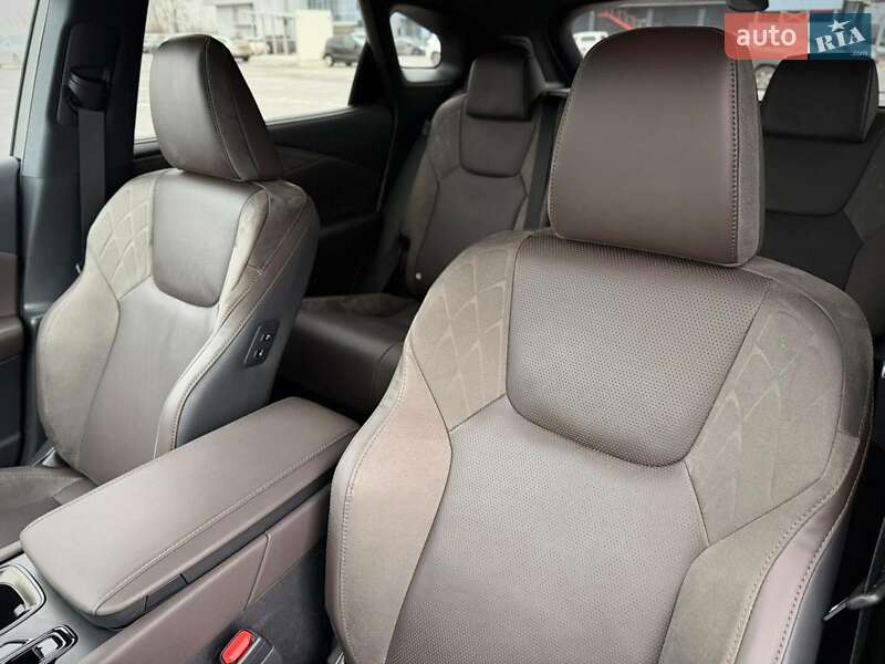 Внедорожник / Кроссовер Lexus RX 2024 в Киеве