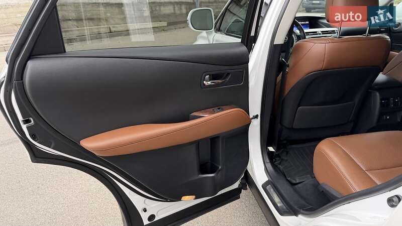 Внедорожник / Кроссовер Lexus RX 2015 в Киеве фото 28 Внедорожник / Кроссовер Lexus RX 2015 в Киеве