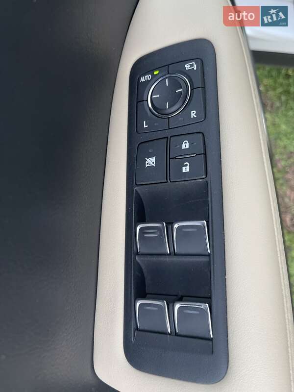Позашляховик / Кросовер Lexus RX 2022 в Татарбунарах