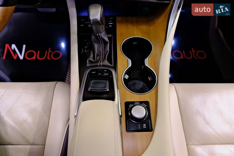 Внедорожник / Кроссовер Lexus RX 2018 в Одессе