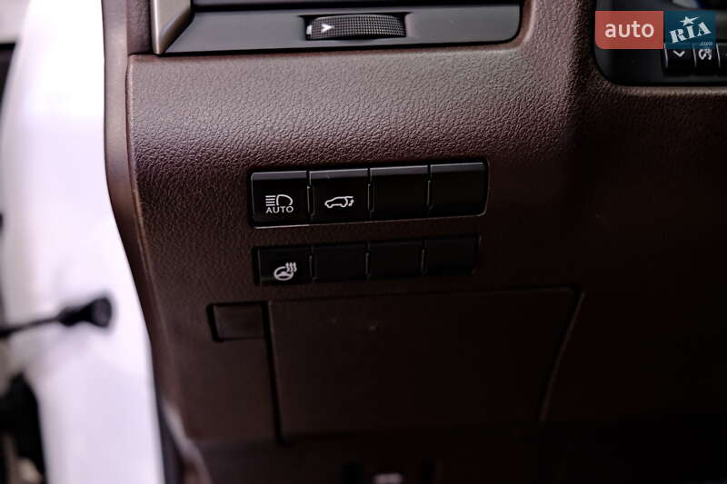 Внедорожник / Кроссовер Lexus RX 2018 в Одессе