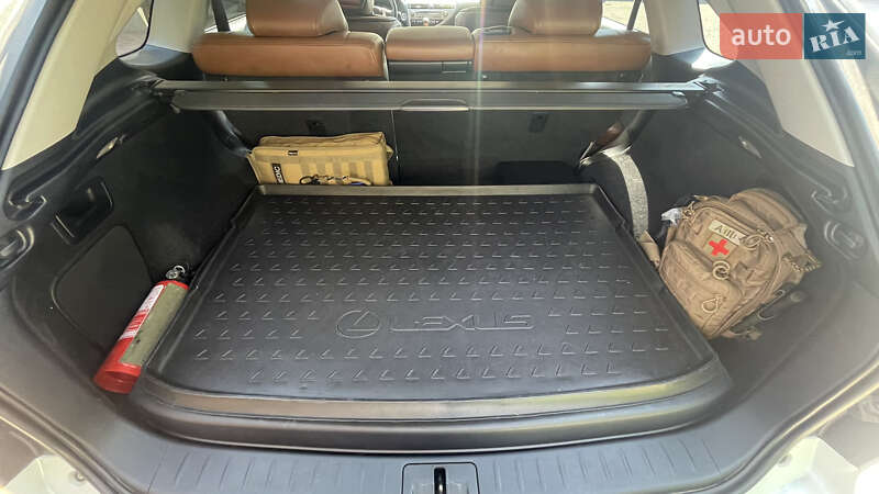 Позашляховик / Кросовер Lexus RX 2013 в Чернівцях