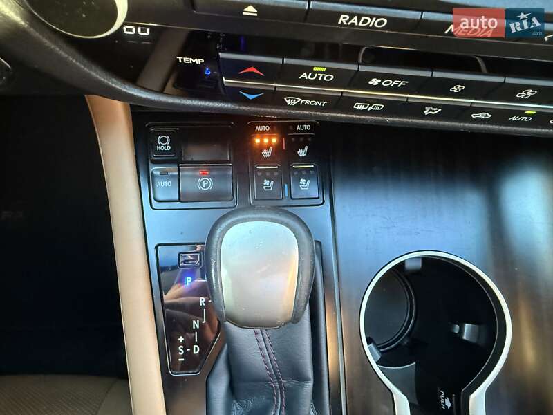 Внедорожник / Кроссовер Lexus RX 2018 в Киеве