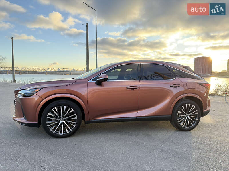 Внедорожник / Кроссовер Lexus RX 2023 в Киеве