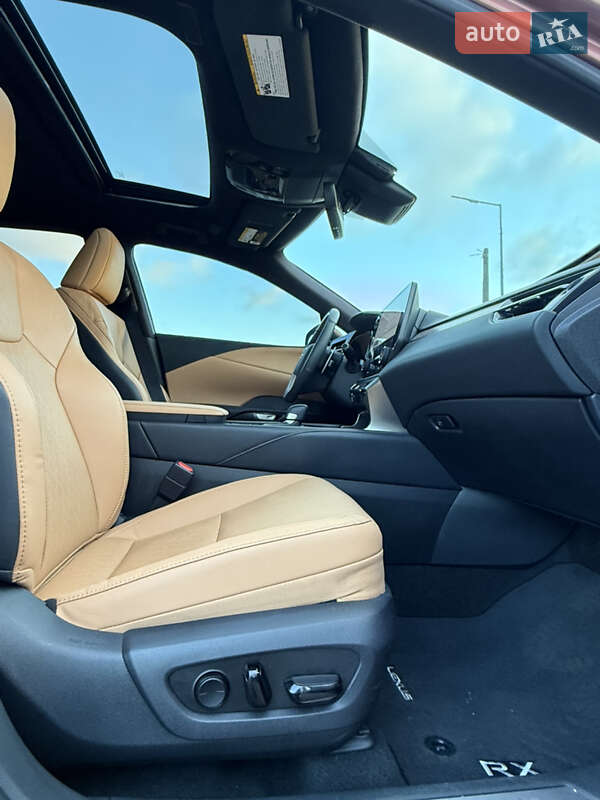 Внедорожник / Кроссовер Lexus RX 2023 в Киеве