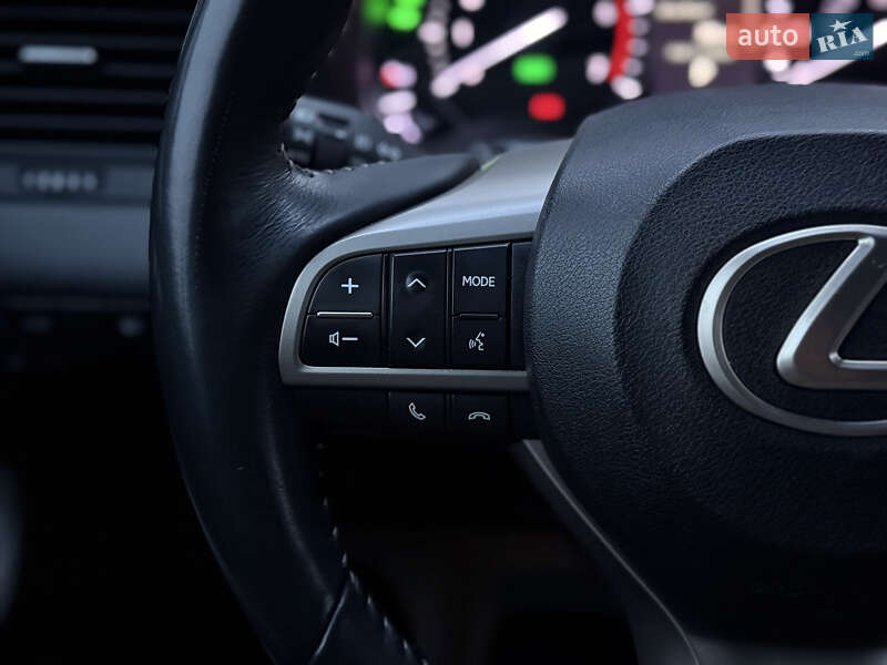 Позашляховик / Кросовер Lexus RX 2018 в Києві фото 16 Позашляховик / Кросовер Lexus RX 2018 в Києві