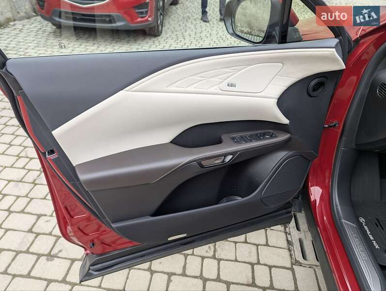 Позашляховик / Кросовер Lexus RX 2023 в Києві