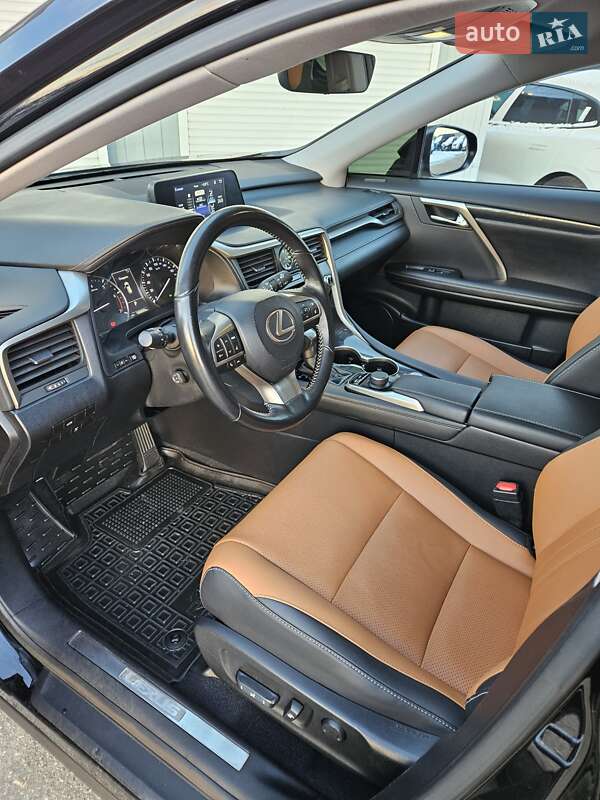 Внедорожник / Кроссовер Lexus RX 2018 в Киеве
