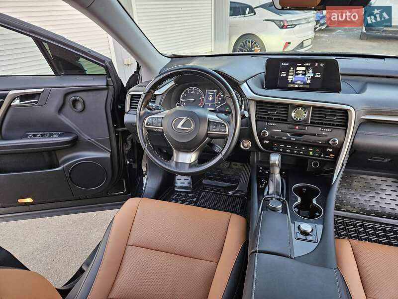 Внедорожник / Кроссовер Lexus RX 2018 в Киеве