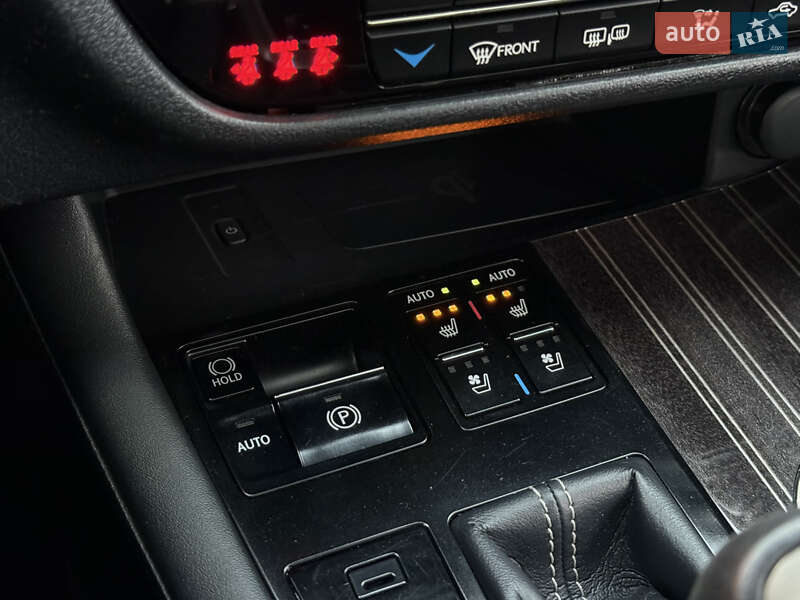 Внедорожник / Кроссовер Lexus RX 2018 в Киеве