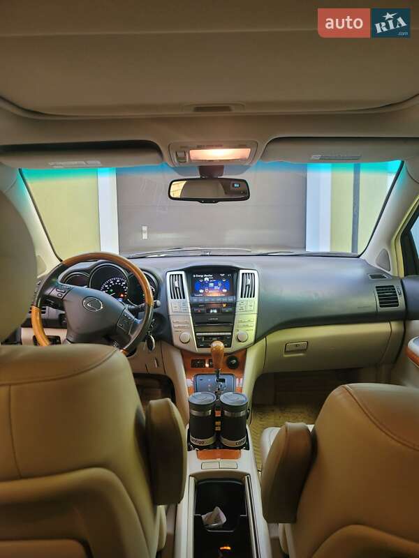 Позашляховик / Кросовер Lexus RX 2008 в Чернівцях