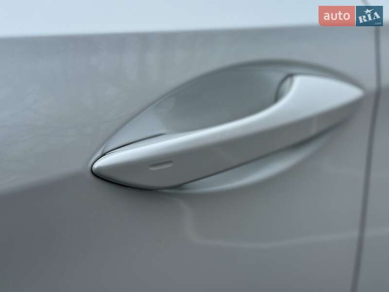 Внедорожник / Кроссовер Lexus RX 2016 в Киеве