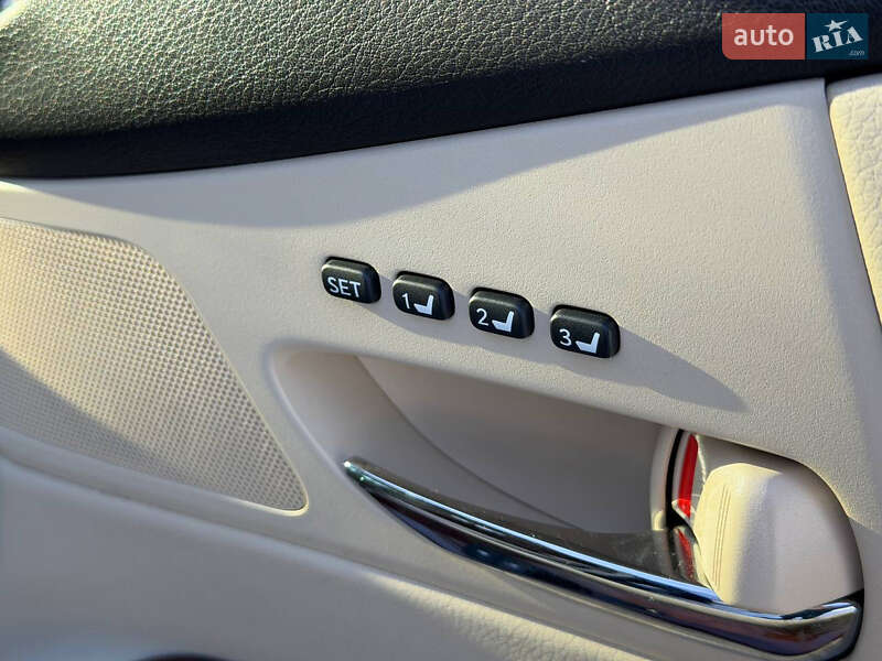 Внедорожник / Кроссовер Lexus RX 2013 в Ахтырке