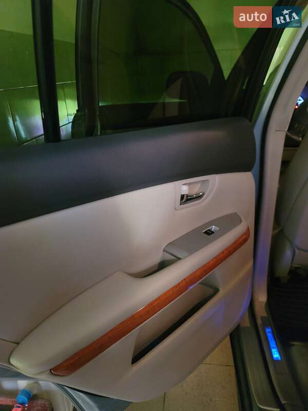 Позашляховик / Кросовер Lexus RX 2008 в Чернівцях