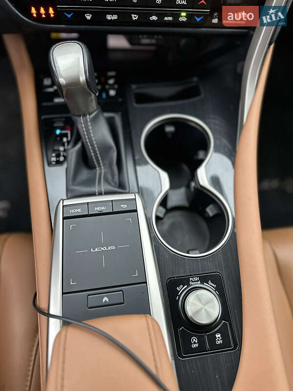 Позашляховик / Кросовер Lexus RX 2021 в Києві