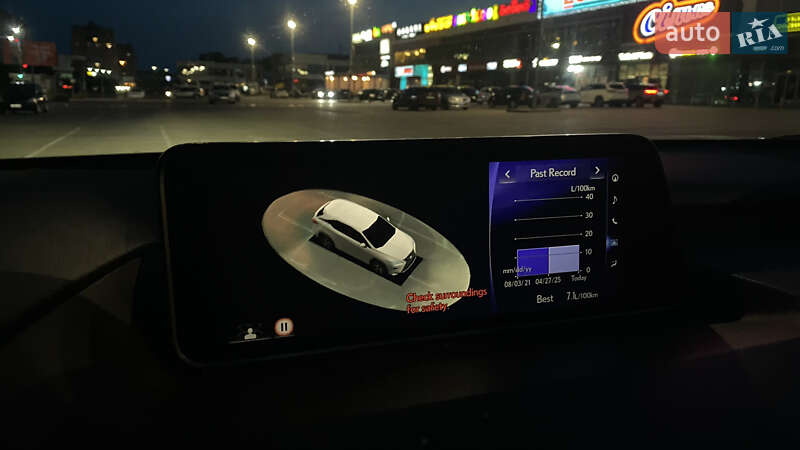 Внедорожник / Кроссовер Lexus RX 2017 в Киеве