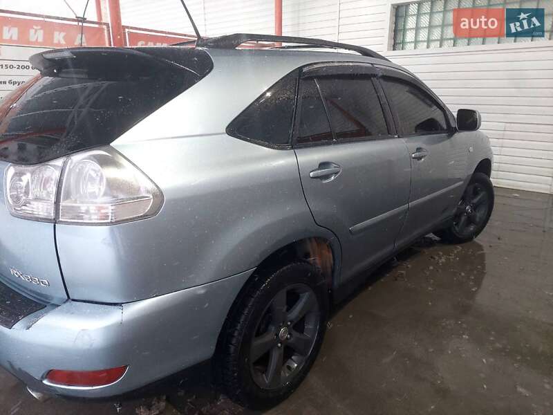 Внедорожник / Кроссовер Lexus RX 2005 в Черновцах